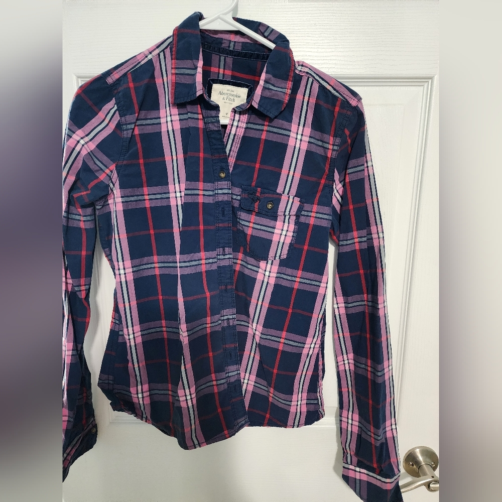 Abercrombie & Fitch Long Sleeve Medium Button Up Top